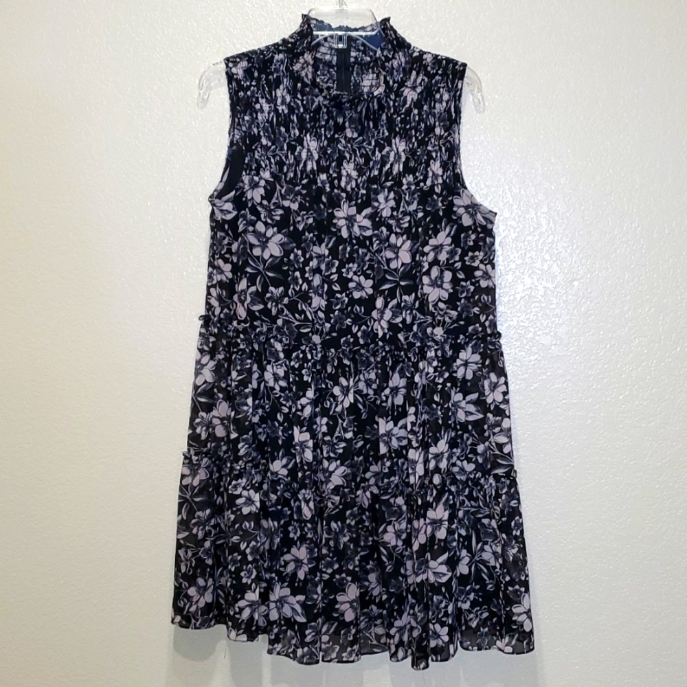 Just Taylor Sleeveless Smocked Floral Print Dress Size 12